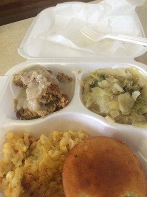 Veggie plate- dressing, Mac & cheese and cabbage with cornbread