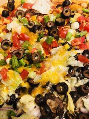 Beef Taco Pizza (close up)