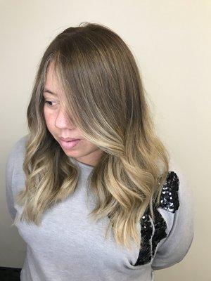 Blonde balayage