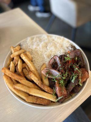 Lomo Saltado (~$28)