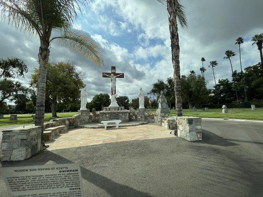 Holy Cross Cemetery