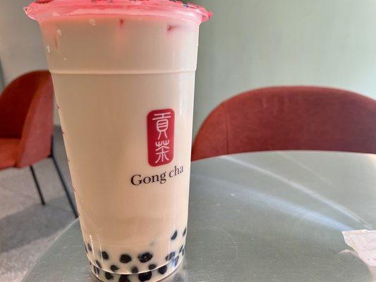 Black milk tea with boba