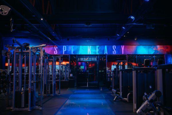 Speakeasy Fitness Pasadena has amazing lighting, music and decor.