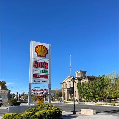 Bob's Shell Service