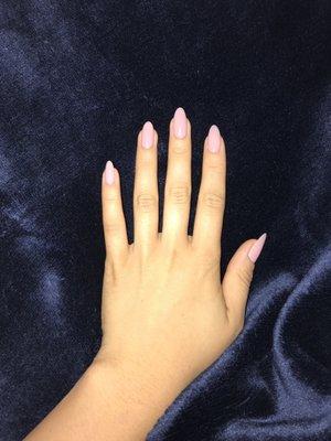 Almond-shaped gel manicure with color number 23