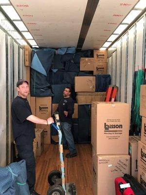 A well-packed truck and a good team!