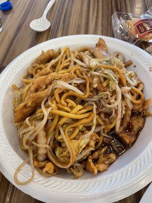 Chicken lo mein