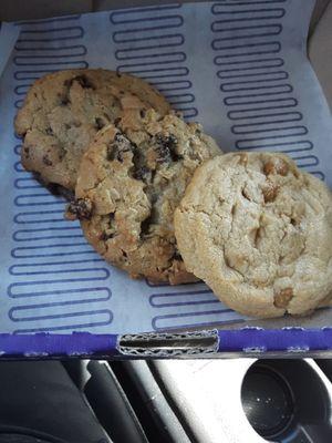 Peanut Butter Chip, Chocolate Chunk & Oatmeal Raisin