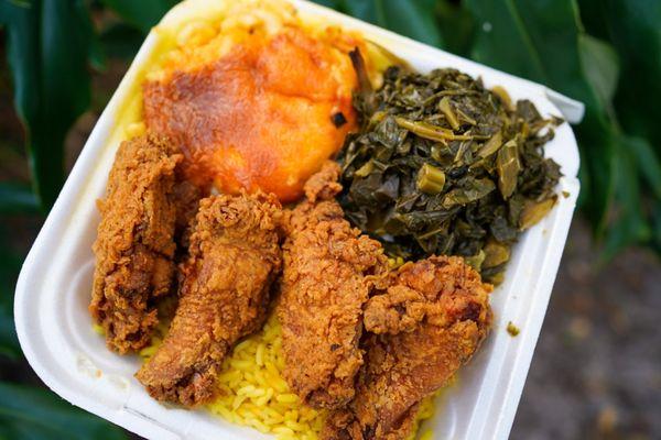 Fried Chicken plate with mac n cheese and collard greens