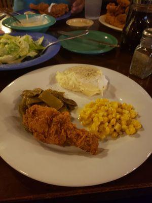 Fried chicken sides mashed potatoes, corn ,green beans