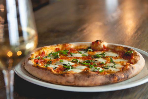 LA MARGHERITA PIZZA: san marzano tomatoes, basil, fior di latte