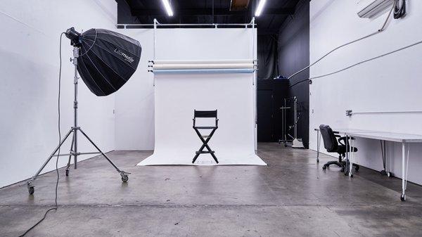 New Studio Setup with Mounted Backdrops