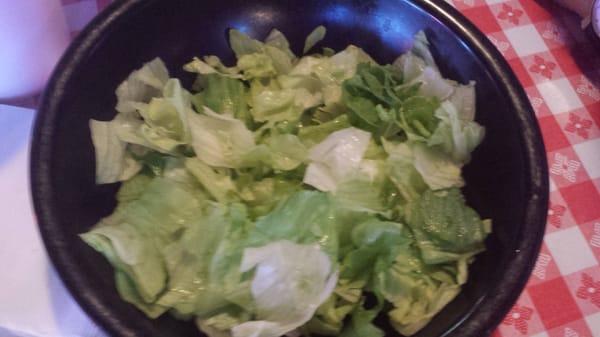 This is a joke.  This is considered a house salad by Danny's but I consider it a bowl of lettuce. Ridiculous.