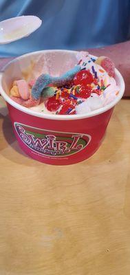 Yogurt and toppings¡