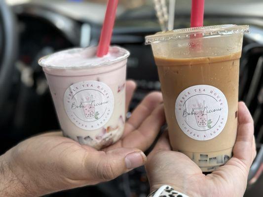 Dulce de leche with coffee and dulce de leche milk tea