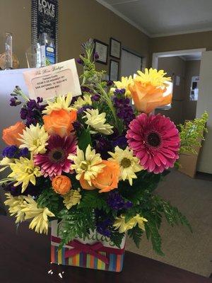 Here is the beautiful bouquet! Your customer service is one of the best.