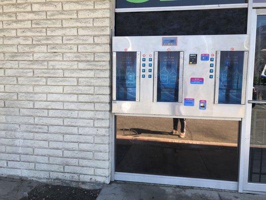 pure water Vending machine can accept credit card and debit  card