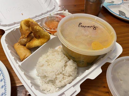 Delicious dinner combo with Thai Garden Salad, Crab Rangoon, Spring Rolls, soup and Curry panang with mixed vegetables delicious!!!!!