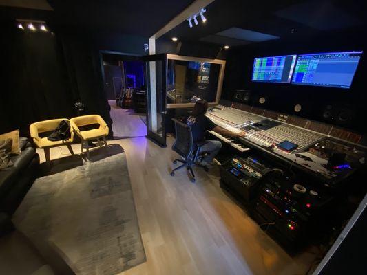 Great place to record, mix and master music!