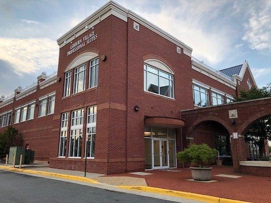 Christiana Drive view of Ashburn Village Professional Suites.  Enter through the door marked 44110 next to the fountain to access Suite 237.