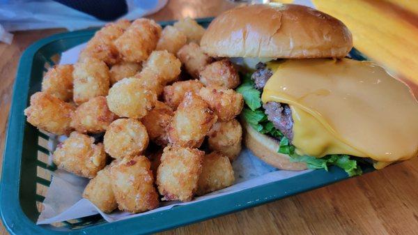 Cheeseburger and tater tots