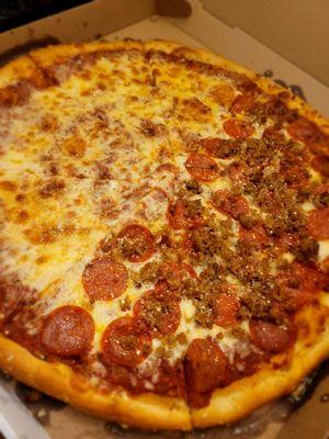 Large pizza. Half cheese / Half pepperoni & sausage.