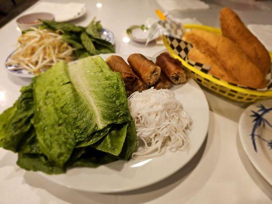 Dinner@Pho One Kapolei 11/10/2024.Da Owner knows Us well,she will make Da Spring Rolls without Us ordering yet!She also bakes her own Bread!