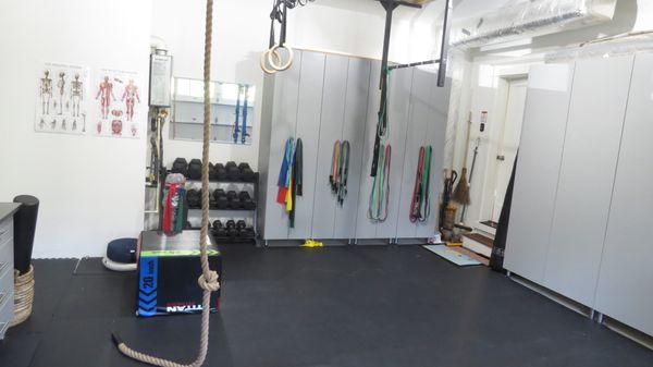 Gymnastic Rings, Pull-up Bar, Climbing Rope, Plyometrics Box, Foam Floor, Dumbbells and Bands