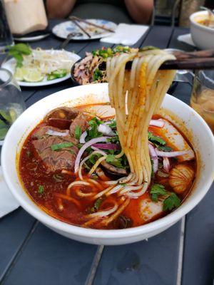 Bun bo hue