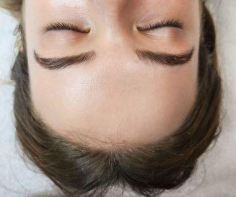 Brow tinting