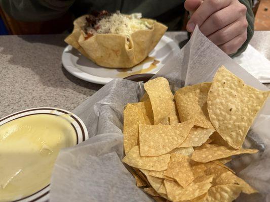 The chips are nice and crispy.   Taco salad with steak