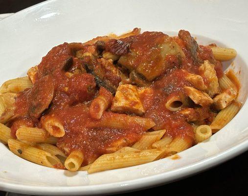 Penne Arribiata, very good sauce