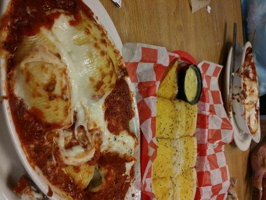 Best specials in town stuffed shells , stuffed ravioli and garlic bread and salad 16.99