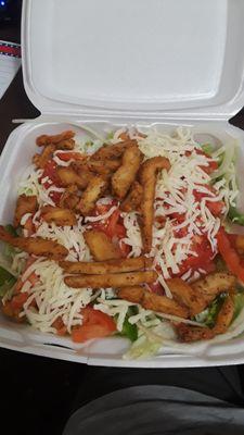 FOXES LARGE CHICKEN SALAD W/CHEESE, GREEN PEPPERS, ONIONS, TOMATOES,