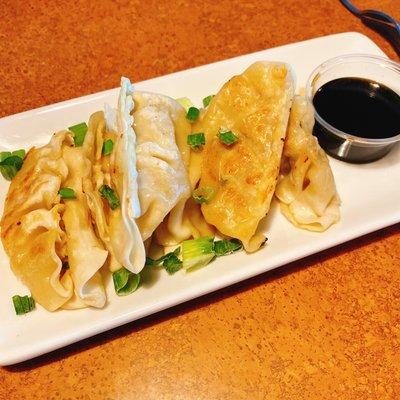 Pan-seared Pot Stickers