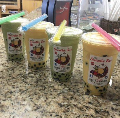 Cream smoothies with boba