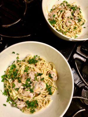 clam spaghetti. mamma mia. cooked at home