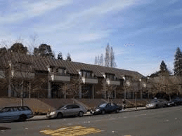 The Piedmont JumpstartMD clinic from Grand Avenue.  the entrance is actually off of Sunnyside.