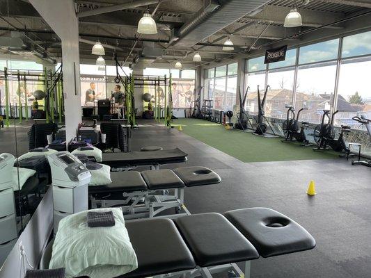 Where Physical Therapy seamlessly meets Fitness!