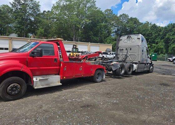 vehicle towing in Louisiana