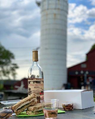 White Silo Farm & Winery