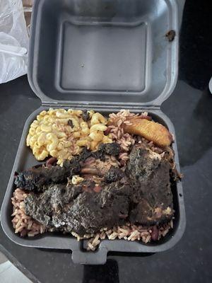 Medium plate- Jerk Chicken (mild), rice and peas, Mac and Cheese