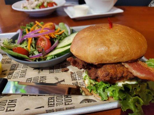 Really delicious chicken sandwich w side salad