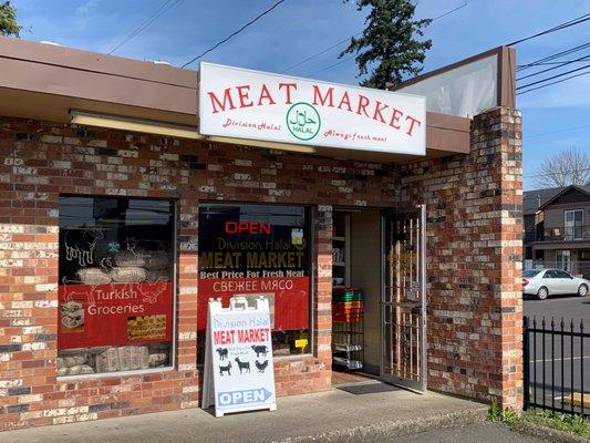 Division Halal Meat Market