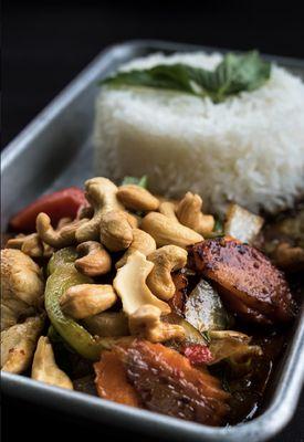 Cashew nut stir-fry