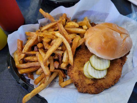 Tenderloin sandwich