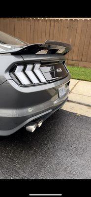 2023 mustang gt with valvetronic mufflers and tips