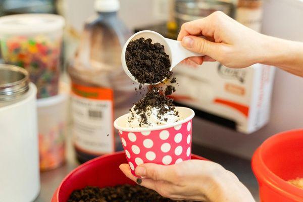 Twisty Cone Ice Cream & Cakes