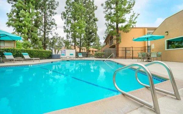 Pool at Redlands Park Apartments