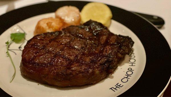 Waygu *W Black Australian Wagyu Ribeye, 16 oz